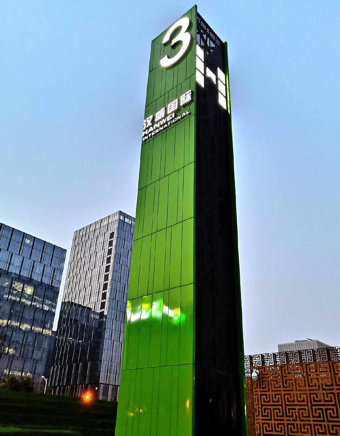 四川酒店精神堡壘_四川商業(yè)街精神堡壘_四川房地產(chǎn)精神堡壘